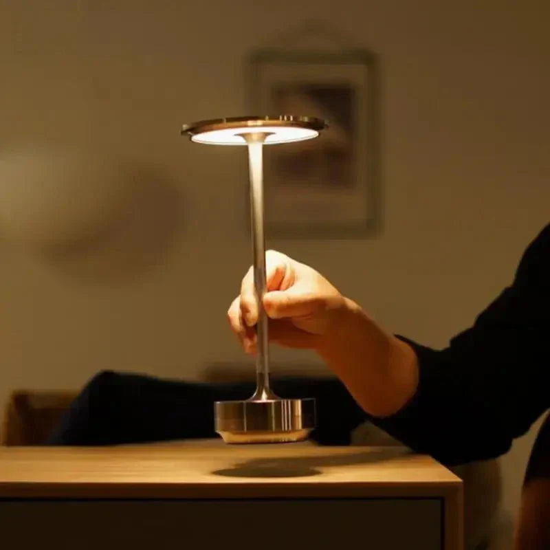 Luminária de Mesa LED Sem Fio 3 Tons de Luz