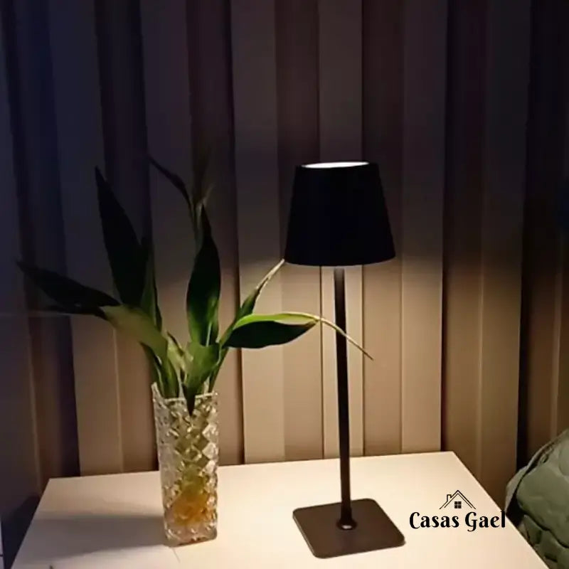 Luminária de Mesa Sem Fio Decorativa Dimerizável